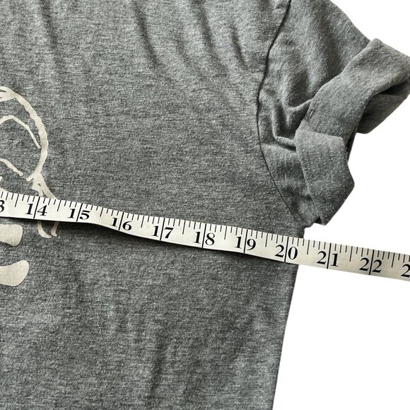 PEANUTS Snoopy "NOPE" Cropped Tee Shirt Size Medium Grey Poly Cotton Blend - Picture 5 of 6